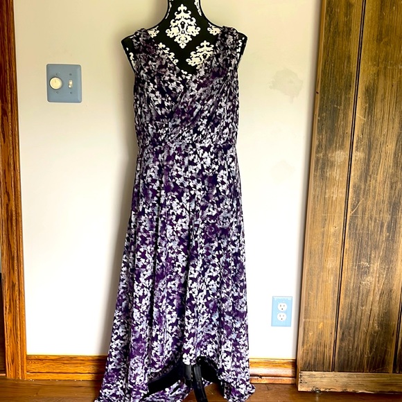 Simply Vera Vera Wang Dresses & Skirts - Simply Vera Vera Wang dress